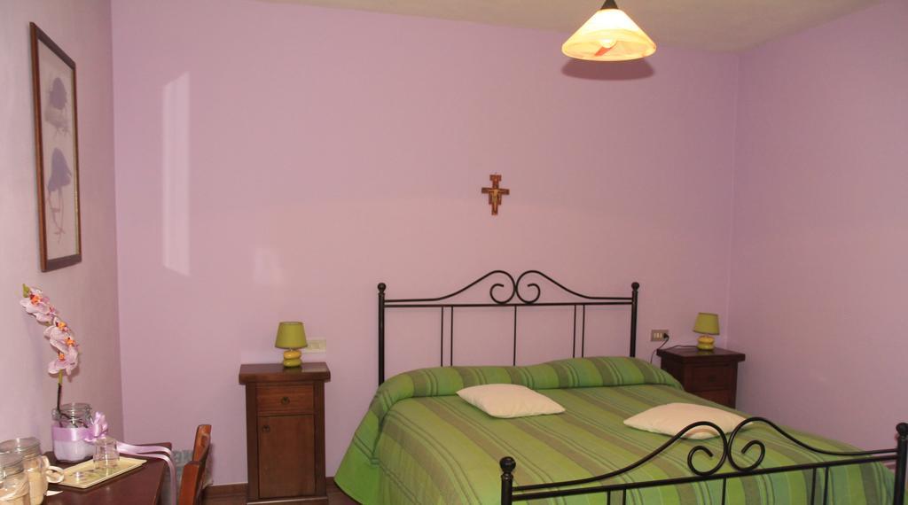 Hotel La Quiete アッシジ 部屋 写真